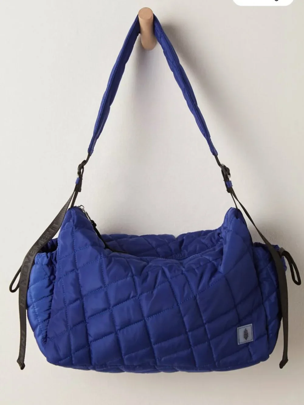 FP Movement Off The Path Carryall Gym Bag (Electric Shock)